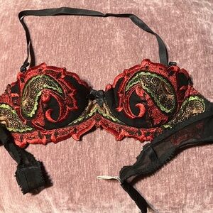 Red & Black Embroidered Underwire Bra